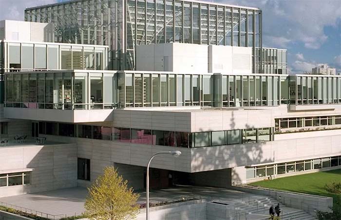 بورسیه تحصیلی مدرسه کسبوکار بوث دانشگاه شیکاگو (Chicago Booth School of Business)