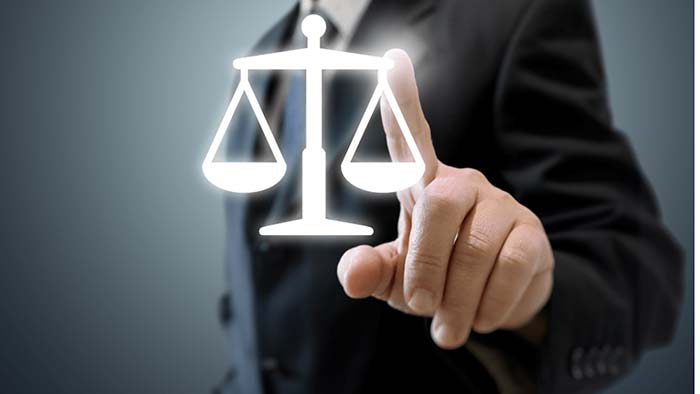حقوق ترازوی عدالت